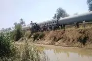 برخورد مرگبار دو قطار مسافربری با یکدیگر+جزییات