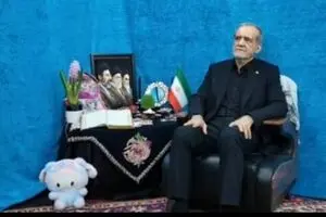 ماجرای کوله‌پشتی و عروسک هفت‌سین رئیس‌جمهور چه بود؟ + عکس