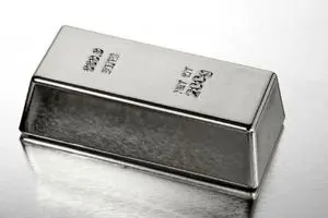 قیمت نقره از نفت سبقت گرفت