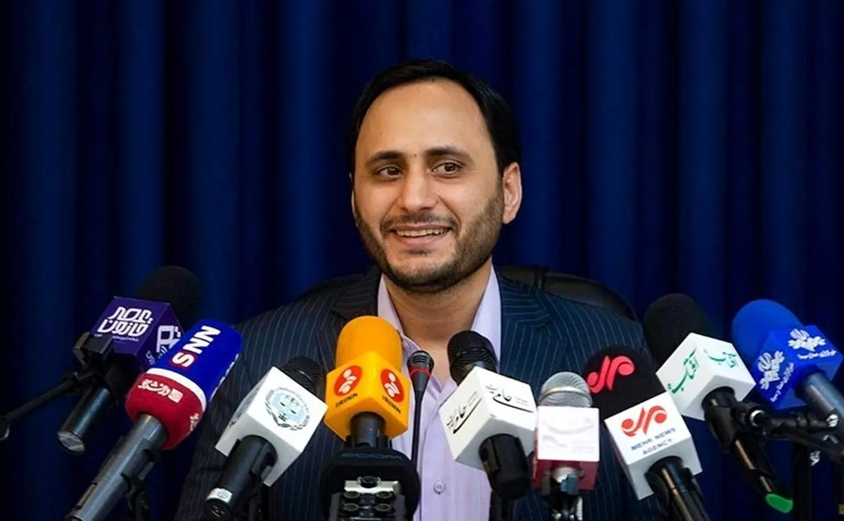 واکنش تند یک کاربر به گاف سخنگوی دولت: زشت است به خدا!
