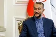 این فرد به امیرعبداللهیان زبان انگلیسی آموزش می‌دهد+ببینید 