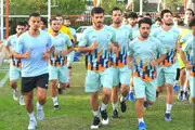 تمرین بازیکن استقلال با یک تیم دیگر!