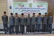 درخواست پلیس/ این سارقان مسلح را شناسایی کنید + عکس