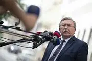 دفاع اولیانوف از ایران| اولیانوف لارنس نورمن را مسخره کرد
