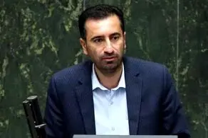 انتقاد نماینده مجلس از انتصابات در هیات مدیره بانک‌ها
