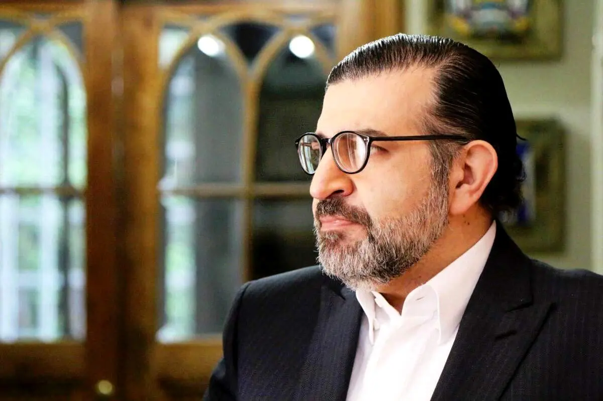 صادق خرازی کناره گیری کرد 