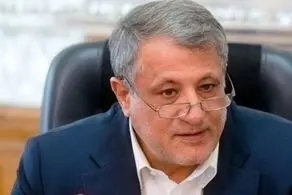 اینکه دولت سالی‌ یکبار 50 نفر را دور هم جمع کند و بگوید هرکس سه دقیقه صحبت کند، درست نیست