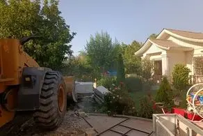 به خاک و خون کشیدن ویلاهای لوکس شهرک عیان نشین/ ببینید  