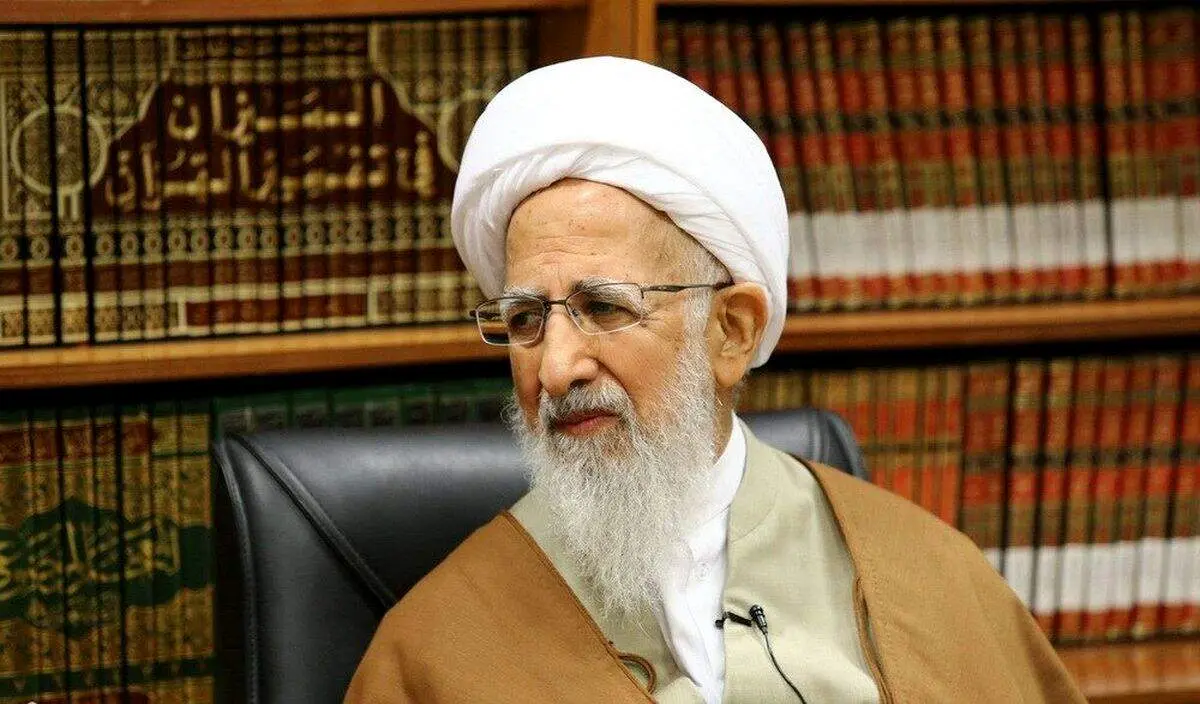 آیت الله جوادی آملی: اگر بین مردم و نان آنها فاصله بیفتد دیگر خبری از دین نخواهد بود