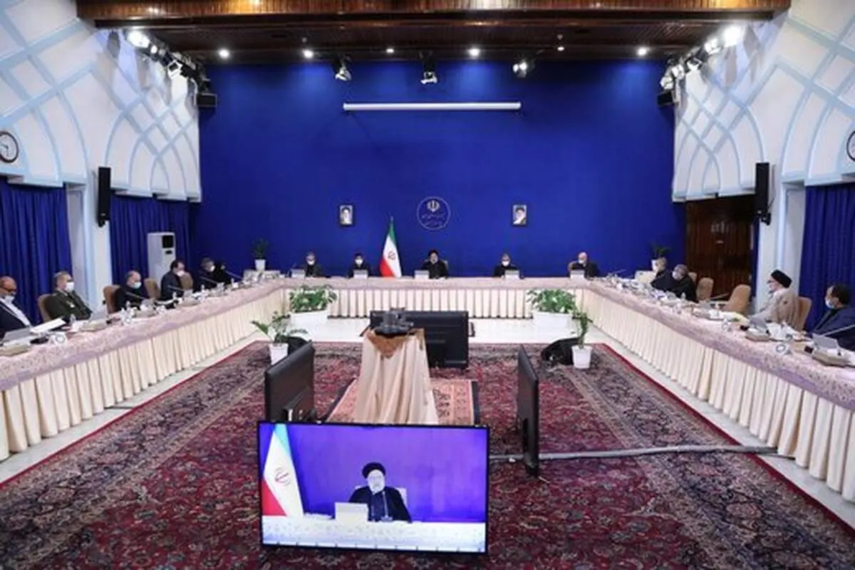 عده ای از مدیران دولت رئیسی در پستهای ‌اقتصادی با ایفای نقش ⁧‫محمود افغان‬⁩ مملکت را ویران می‌کنند