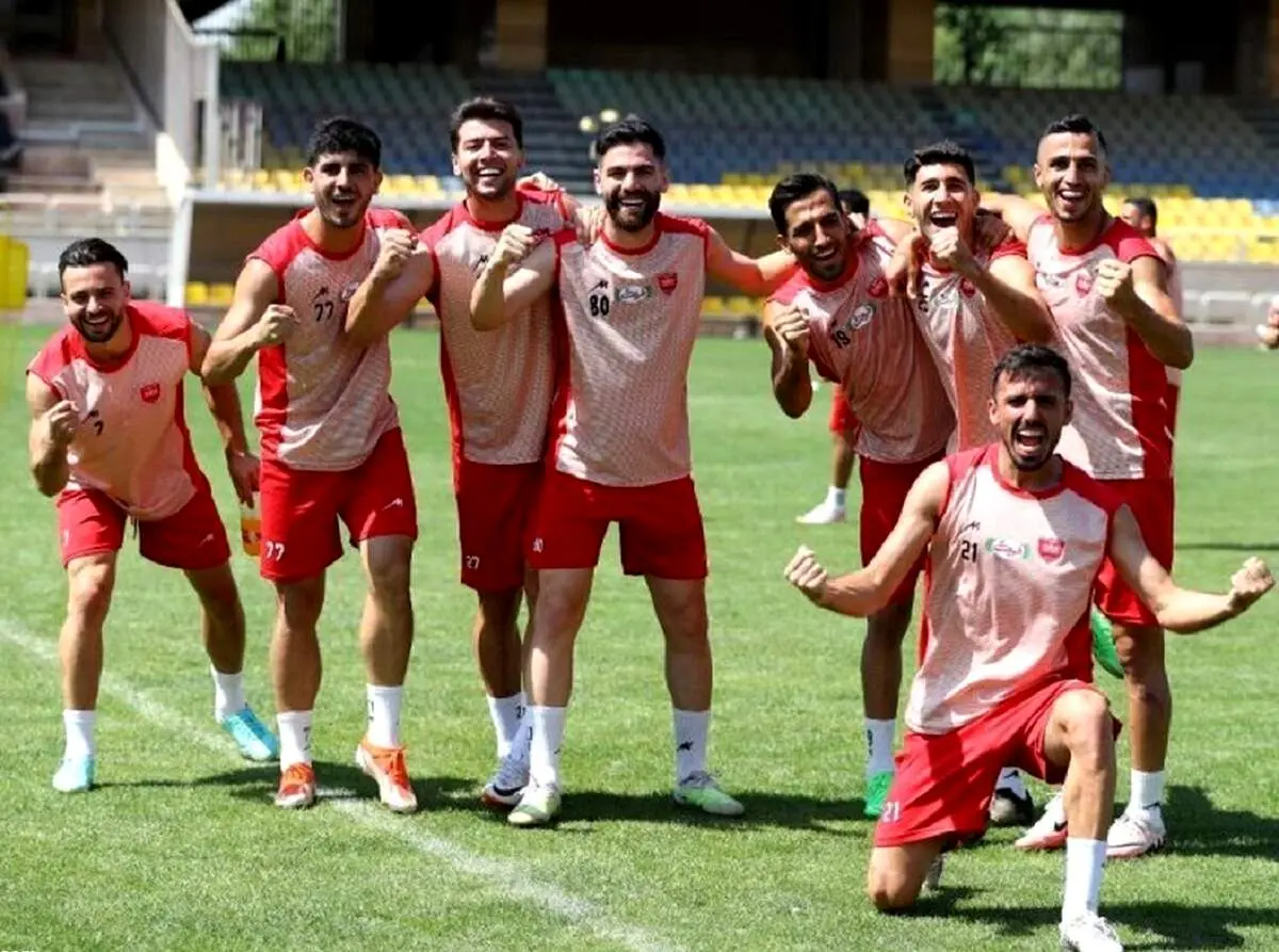 مهمان تکراری در اردوی سرخپوشان؛ حضور جنجالی بلاگر در محل اقامت پرسپولیس