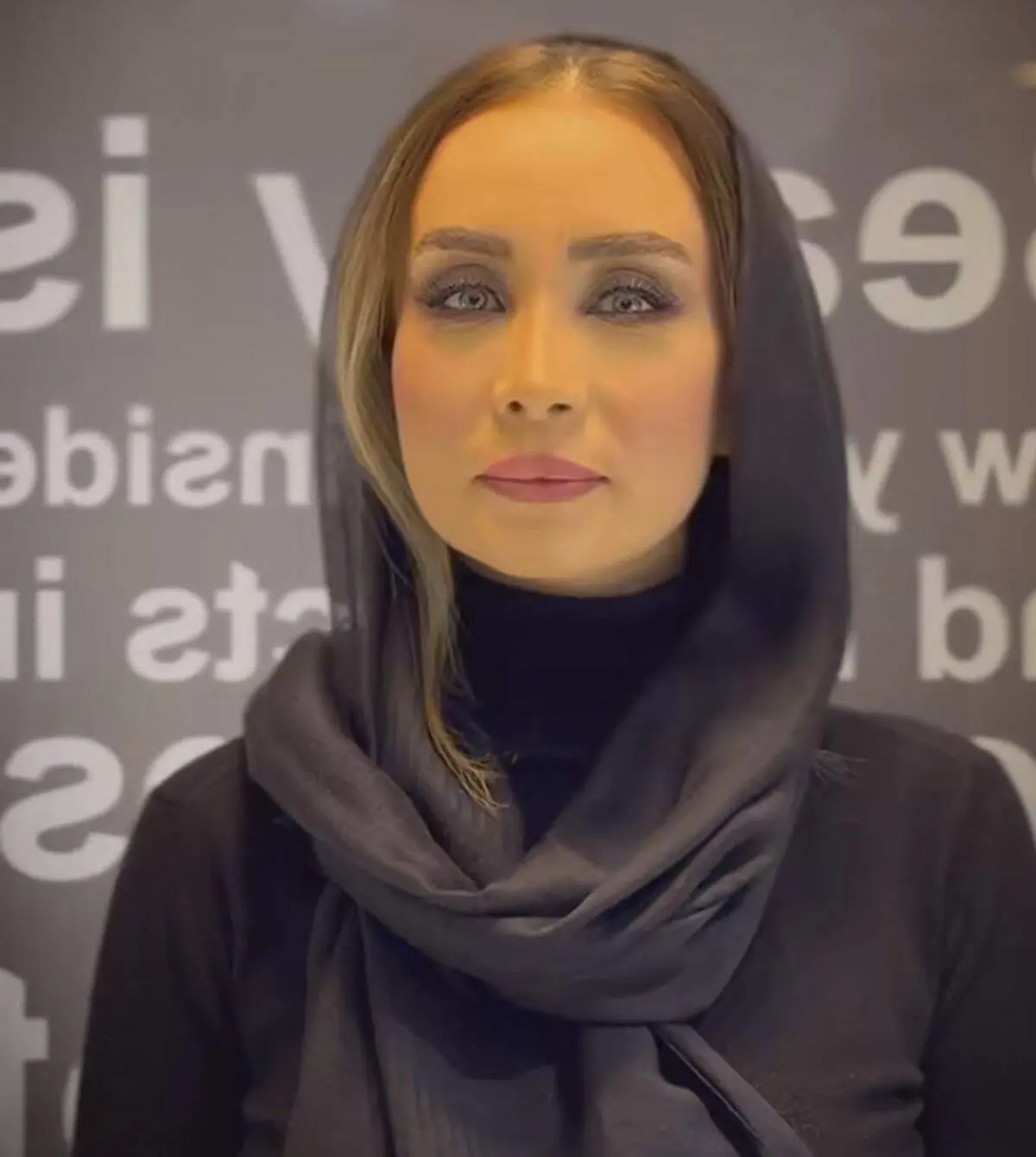 تصویری جالب از حدیث فولادوند در کنار پرستو صالحی ببینید
