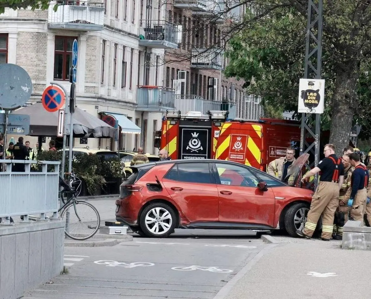 حمله با خودرو به جمعیت/ تعداد زخمی ها اعلام شد 