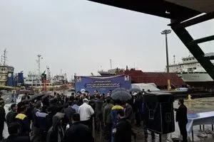 پزشکیان از صنایع کشتی‌ سازی شهید محلاتی بوشهر بازدید کرد 