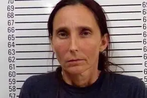اقدام شوم  نامادری زشت با پسر 18 ساله‌اش!+ عکس