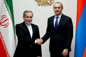 رایزنی دبیر شورای عالی امنیت ملی ارمنستان با عراقچی 