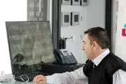 ابتکار خنده دار نگهبان پاساژ برای خوابیدن راحت سر شیفت حسابی ترکاند/ عکس