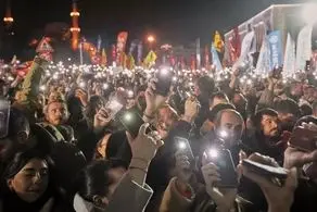 تجمع معترضان اردوغان در مقابل دادگاه امام ‌اوغلو 