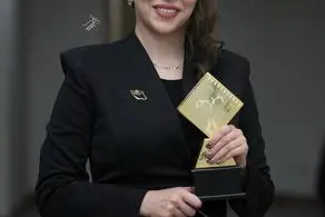 لباس نیمه باز صدف اسپهبدی در شب یک جشن!/ عکس