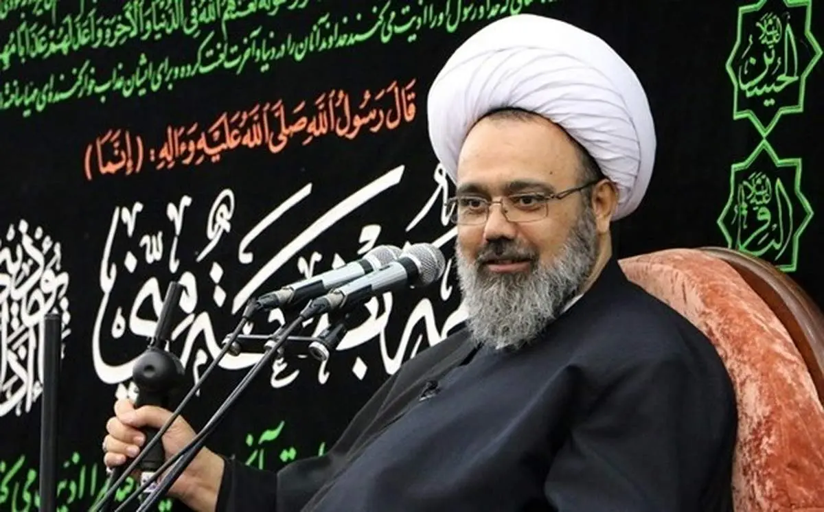 یک روحانی: خانمی مرا در خیابان به سگش معرفی کرد ما هم عرض ادبی خدمت سگ کردیم! + ببینید