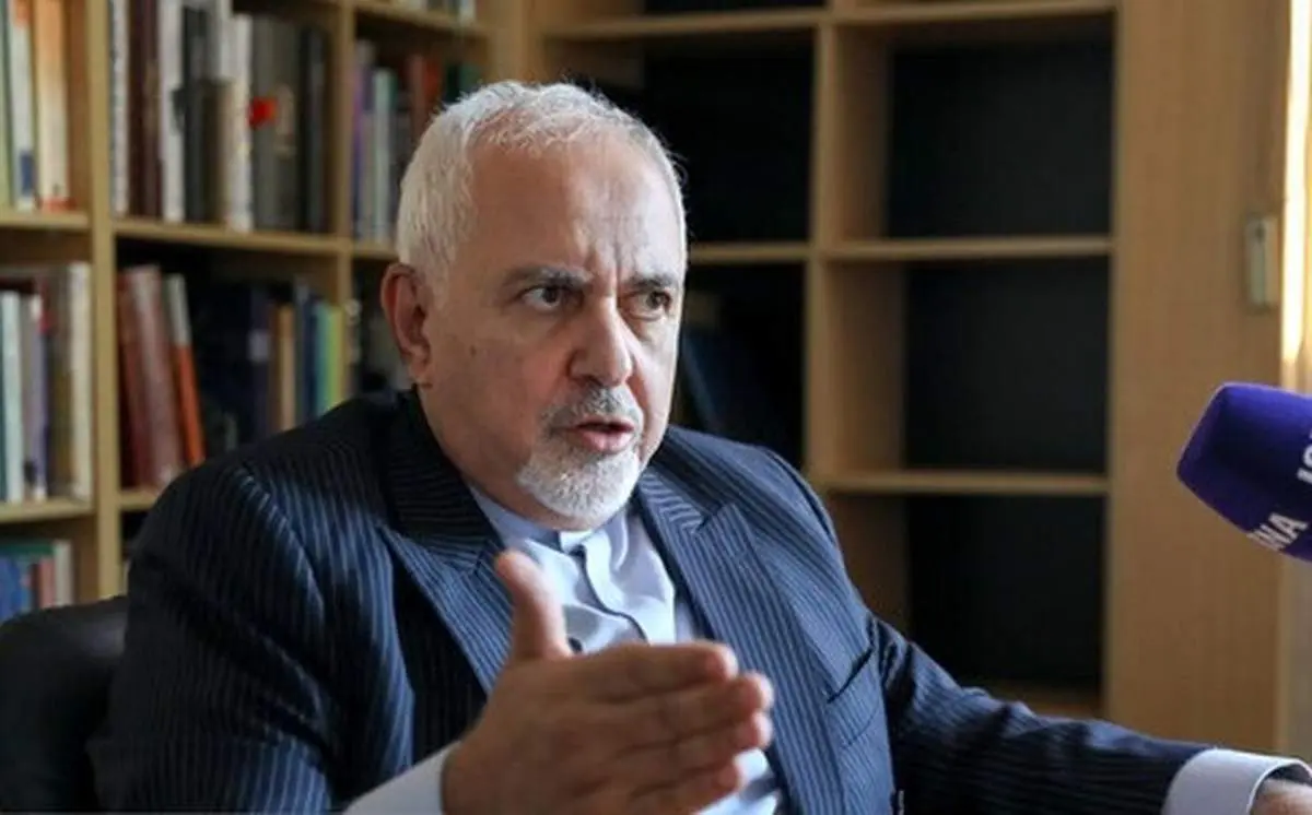 ظریف: درب خانه مردم بسته ارزاق و کارت ۳۰۰ هزار تومانی می‌فرستند این پول را از کجا آورده‌اید؟