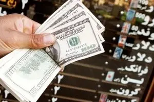 تعیین نرخ ارز توسط مسئولین اثری ندارد 