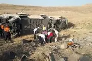 حادثه خونین در محور یاسوج، شیراز / ۲۶ نفر کشته و زخمی شدند
