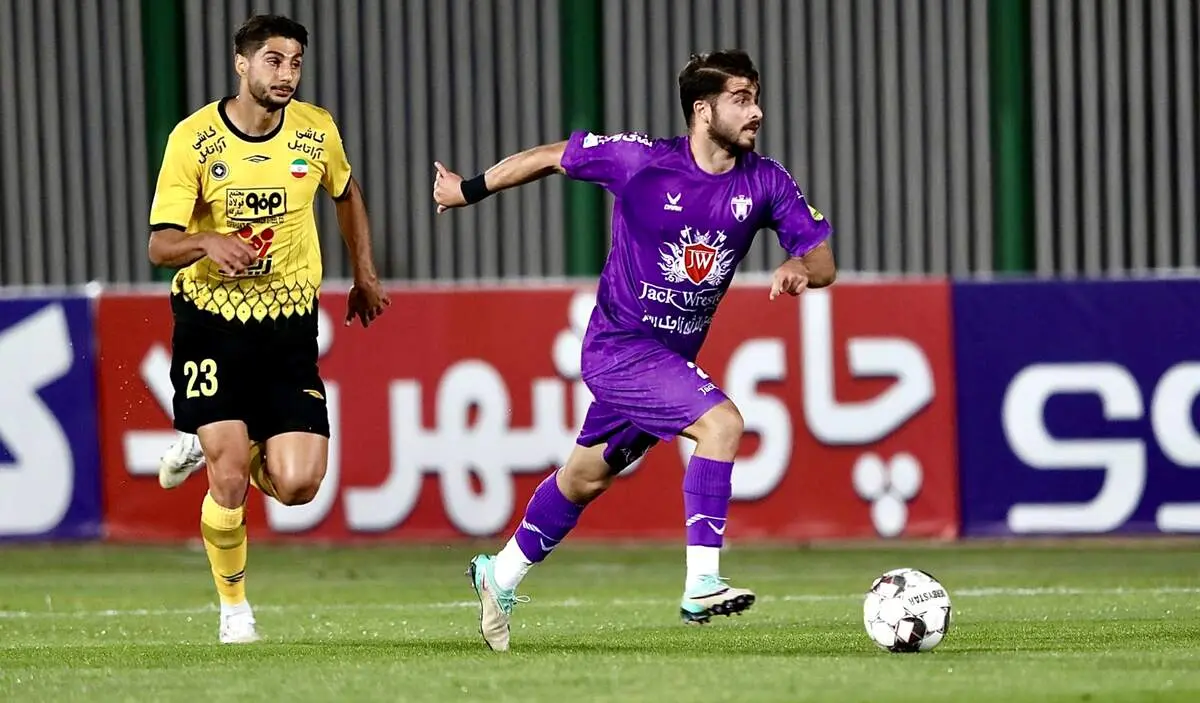 بازیکن سابق استقلال: نمی‌گذاریم پرسپولیس به سهمیه آسیایی برسد