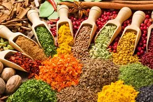 خواص معجزه گر  ادویه‌ها؛ از زردچوبه تا فلفل سیاه