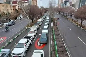 راهپیمایی مردم در جشن انقلاب در هوای سرد/ ببینید