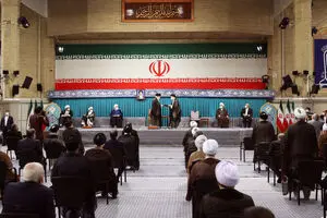 توصیف روسای‌جمهور در احکام تنفیذ از بنی‌صدر تا آیت الله هاشمی و خاتمی
