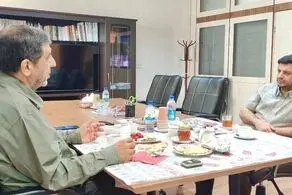 صبحانه سیاسی ضرغامی و رائفی پور  + عکس 
