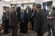 مگر می‌شود زمان انتخابات را چند ماه جلو یا عقب کشید؟