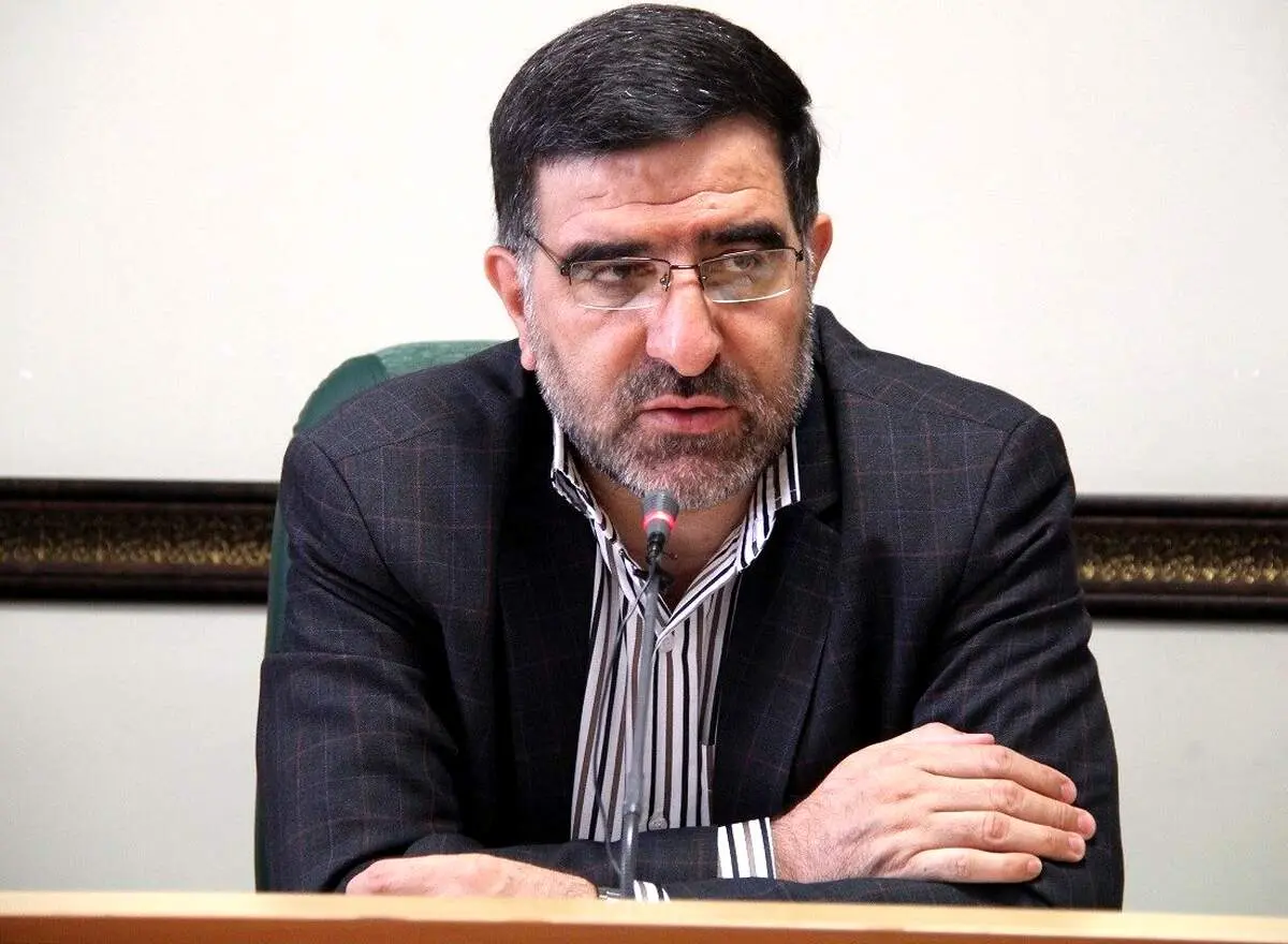 انتقاد یک روحانی از نماینده مجلس: چرا من دکتر 5 میلیون حقوق بگیرم شما 20 میلیون!+ببینید 