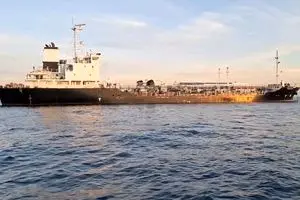 توقیف کشتی حامل ۴ میلیون لیتر سوخت قاچاق در خلیج فارس