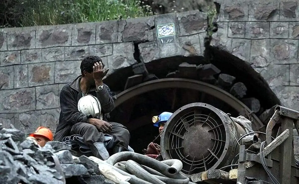 گفتگوی غمبار یکی از اقوام ۲ کارگر مفقودی معدن طبس