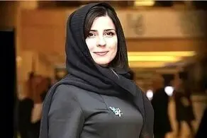 این کار خانم بازیگر معروف همه را متعجب کرد!/ خودنمایی سارا بهرامی با گوش‌هایش+ عکس
