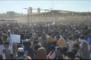 لحظه حمله به کلانتری زاهدان | حرف‌های راننده‌ای که دیوار کلانتری را تخریب کرد