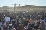 لحظه حمله به کلانتری زاهدان | حرف‌های راننده‌ای که دیوار کلانتری را تخریب کرد