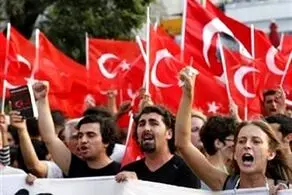 تظاهرات گسترده علیه اردوغان 