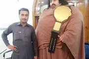 عکس|خواستگاری ۳۰۰ دختر از هالک ۴۰۰ کیلویی جهان!/ شرط باورنکردنی او برای ازدواج