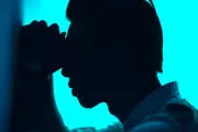 این مرد عجیب یک شبه 20 سال جوان شد!