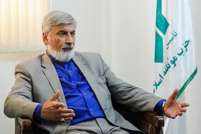 دفاع عجیب یک چهره سیاسی از بگیروببندها