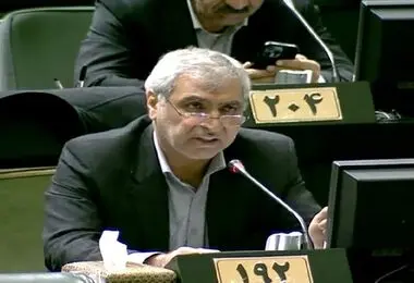 تراستی‌ها ۳۰۰ میلیون دلار معادل ۶۹ همت دزدیدند
