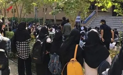 زندگی دانشجویی در محاصره گرانی