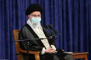 لباس خاص و جالب این مرد در دیدار با رهبری+ببینید 