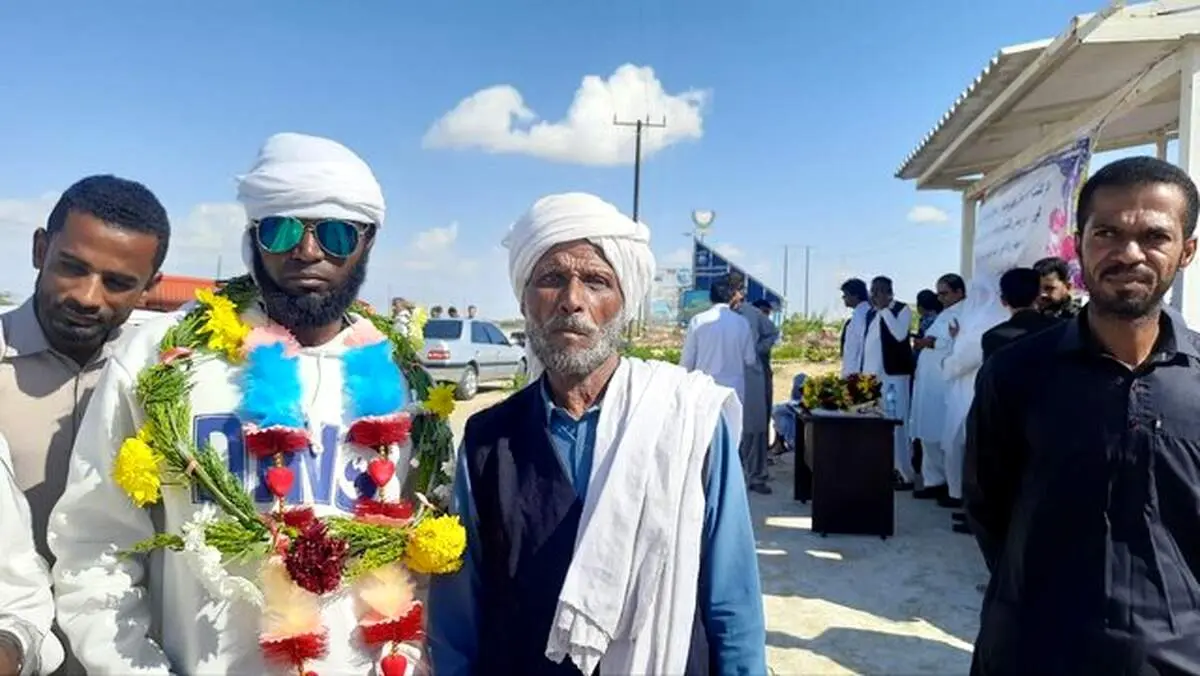 ۱۴ ماهیگیر چابهاری از چنگال گروه تروریستی آزاد شدند+عکس  