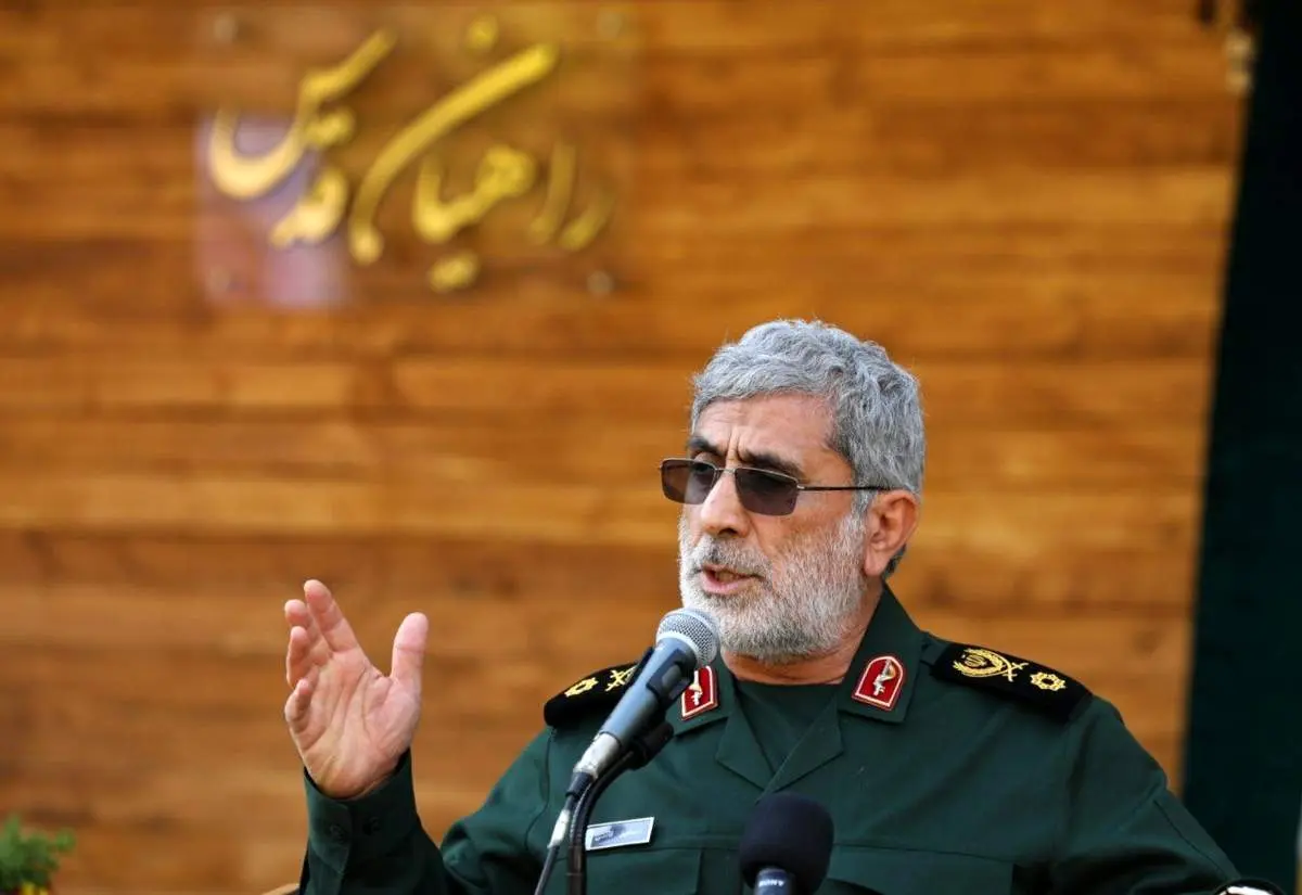 سردار قاآنی: مقاومت سرنوشت را در نبردها معین میکند نه پول و سلاح