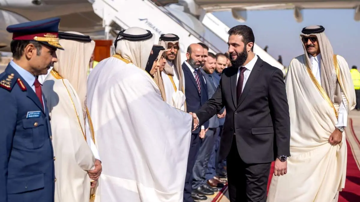 تصاویر استقبال الجولانی از امیر قطر در فرودگاه + ببینید 