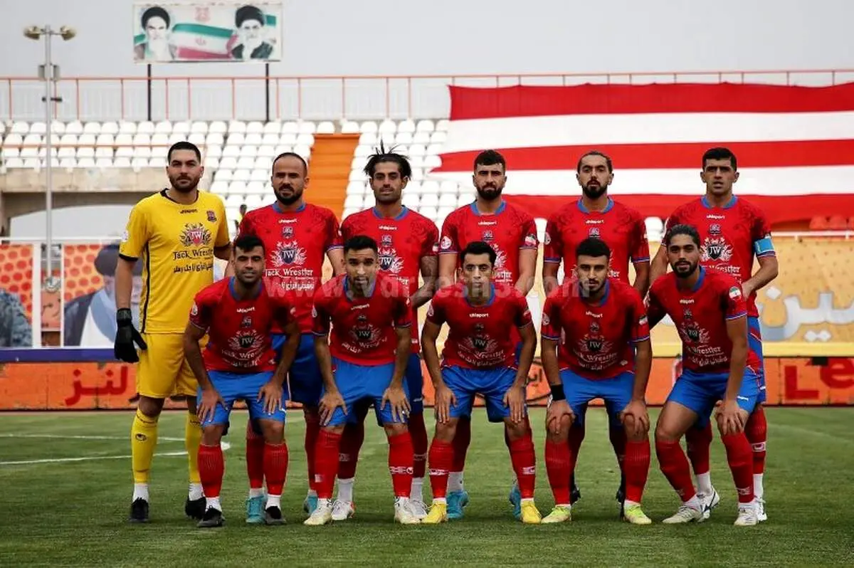 
تهدید باشگاه نساجی در آستانه بازی با استقلال
